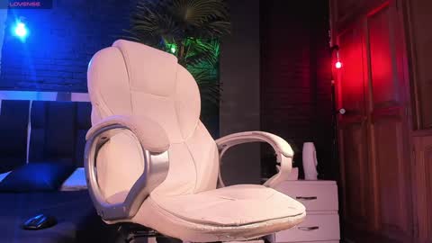 HUAN online show from January 13, 6:05 pm