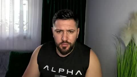 gold_alpha_boy online show from March 24, 4:01 pm