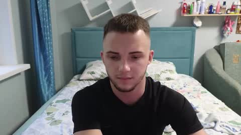 Golden boyyy21 online show from November 7, 12:41 pm