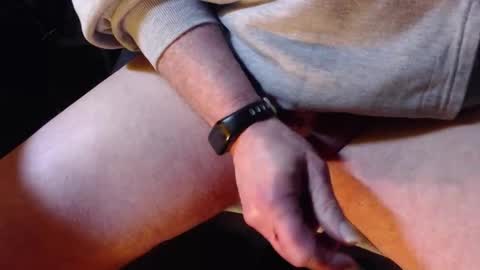 Chris online show from November 16, 3:36 pm