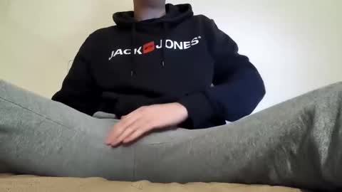 goodboyyy7 online show from February 23, 6:42 pm