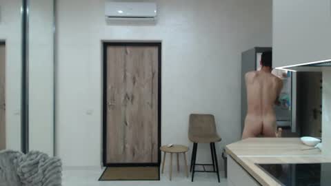 goodgg229975 online show from June 29, 12:27 pm
