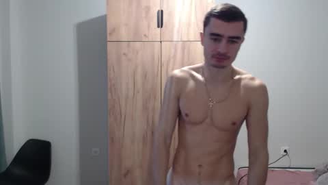 goodgg229975 online show from October 24, 1:02 pm