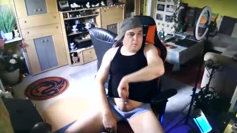 Snapshot of google5001 chatting on September 17, 2:29 pm google5001 online show from September 17, 2:29 pm