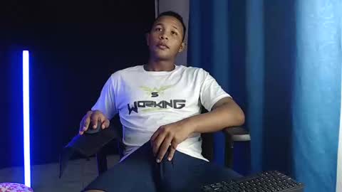 Goos online show from December 19, 3:29 am