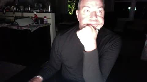 Brett online show from April 30, 4:52 am