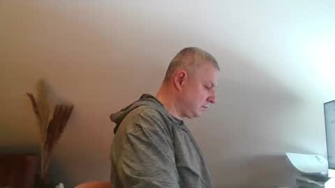 grau197077 online show from February 3, 10:53 am