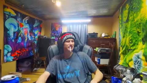 Greenlungs8195 online show from February 17, 4:28 pm