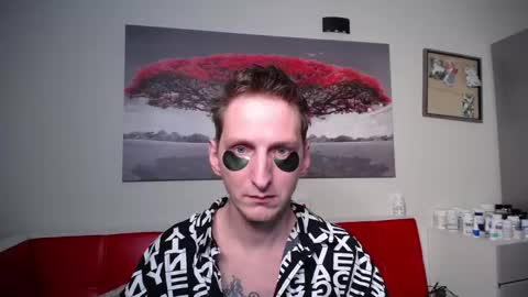 greg_photog online show from October 13, 1:44 am