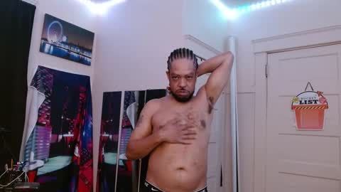 Snapshot of gregnice313 chatting on October 14, 5:14 am NICE and sometimes Savvy online show from October 14, 5:14 am