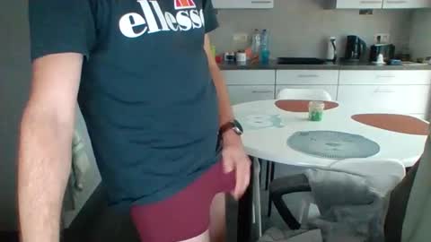 Snapshot of griesie chatting on December 13, 11:34 am Griesie online show from December 13, 11:34 am