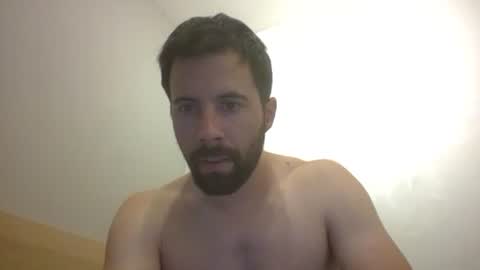 grimpeurdu74 online show from November 12, 11:31 pm