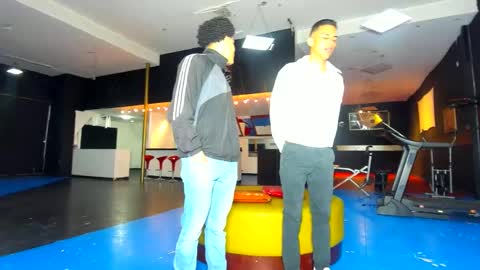 GRIVALS. THOMAS AND DAMIAND online show from December 15, 11:34 am