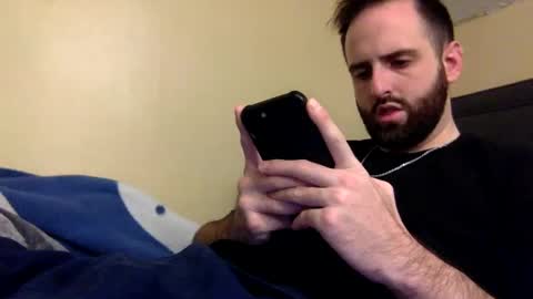 Snapshot of grobs123 chatting on December 22, 3:44 am grobs123 online show from December 22, 3:44 am