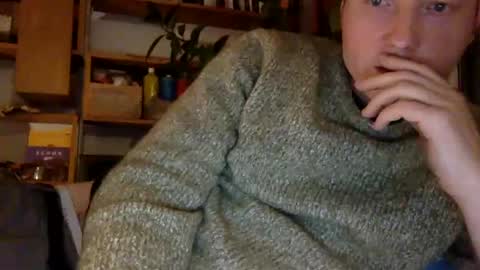 gruendamien online show from January 26, 2:45 am