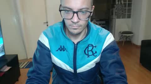 guachin_new online show from May 31, 11:27 pm