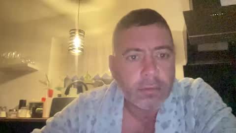 guil0 online show from October 30, 9:44 am