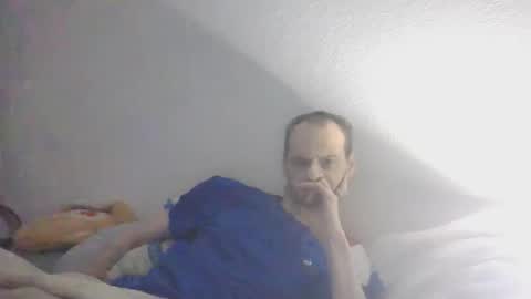 guil67728799 online show from April 7, 1:38 am