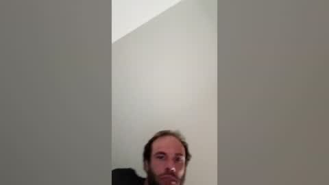 guillaumegosselin3132336276 online show from April 4, 9:24 pm