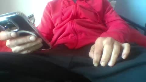 Snapshot of gunishment chatting on February 15, 1:05 pm gunishment online show from February 15, 1:05 pm