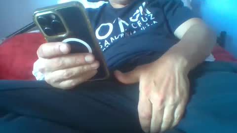 Snapshot of gunishment chatting on January 9, 1:35 pm gunishment online show from January 9, 1:35 pm