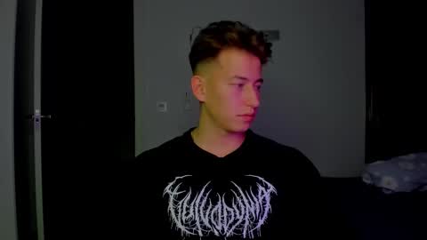 Oliver online show from January 14, 8:23 pm