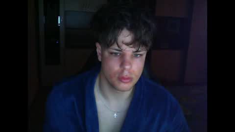 gymguy0505 online show from April 7, 2:28 pm