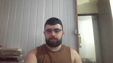 Snapshot of hairy_man_69_ chatting on January 19, 5:48 am horny online show from January 19, 5:48 am