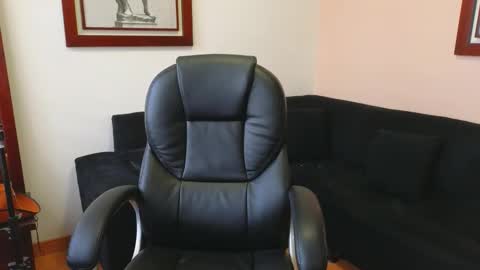 hairyncuteass online show from September 20, 11:43 am