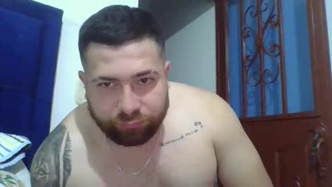 hammerwhithe01 online show from December 15, 1:30 pm