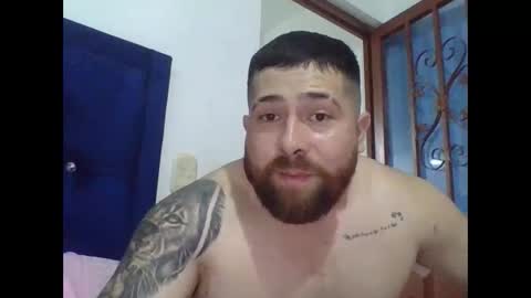 hammerwhithe01 online show from January 8, 2:44 pm