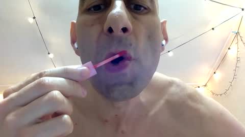 HandsomeAlfie online show from September 19, 10:15 am