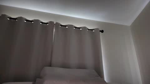 Handsomeone6969 online show from February 16, 2:00 am