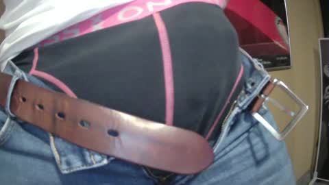 hanky online show from December 10, 4:49 pm