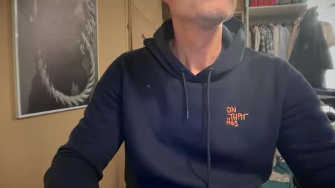 hanky online show from January 9, 7:52 am