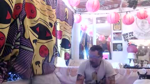 hank rams online show from April 1, 6:38 pm