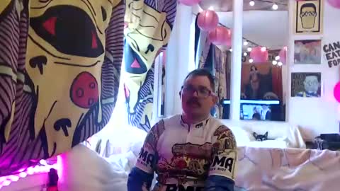 hank rams online show from December 25, 5:15 pm