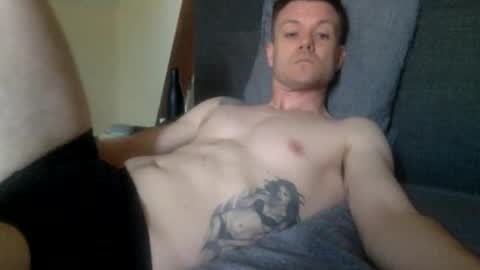 hantscams online show from March 25, 9:35 am