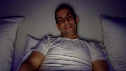 Snapshot of happy2334 chatting on October 23, 2:09 pm skysky6969 online show from October 23, 2:09 pm