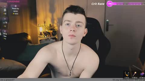 happydeimos online show from November 26, 9:51 pm