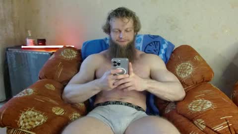 Valentino Hard online show from April 16, 7:52 am