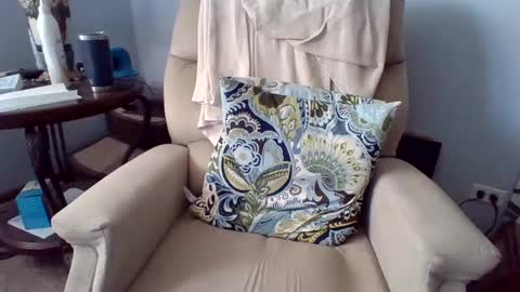 hardchicagoforzya online show from February 25, 6:31 pm