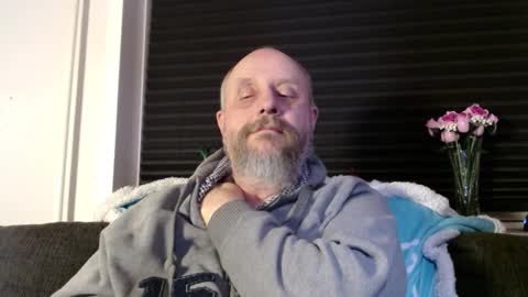 MrLazy online show from February 17, 6:07 pm