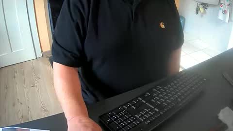 hardy3251 online show from September 17, 2:40 pm