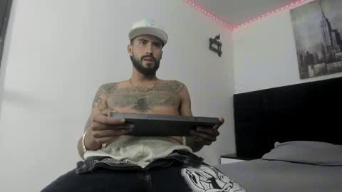 Snapshot of harold_999 chatting on October 20, 11:08 pm harold_999 online show from October 20, 11:08 pm