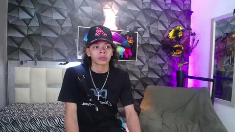 Harry online show from December 9, 4:12 am