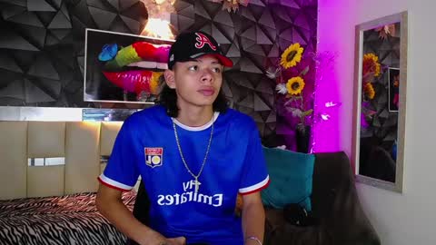 Harry online show from December 31, 9:17 pm