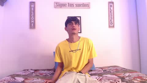 Snapshot of harrythomson1 chatting on January 18, 11:44 pm harry thomson online show from January 18, 11:44 pm