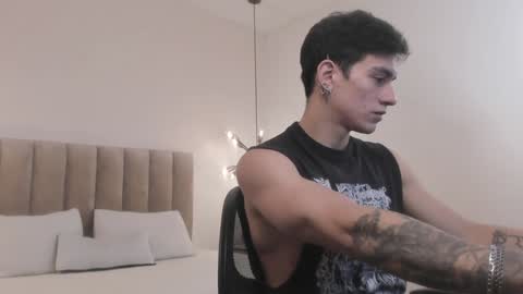 Harry Jones online show from January 24, 5:42 pm