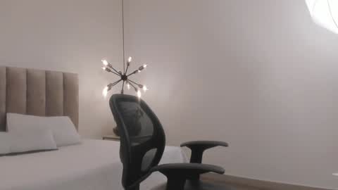 Harry Jones online show from January 26, 5:55 pm